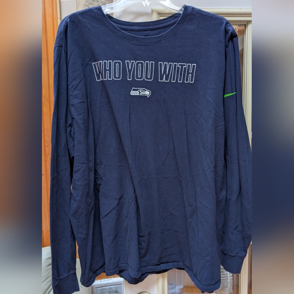 Nike Blue and Green Long Sleeve Tees